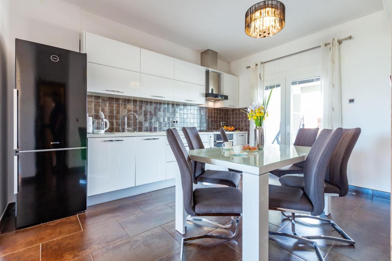 Rs Two Bedroom Apartment Sukošan المظهر الخارجي الصورة