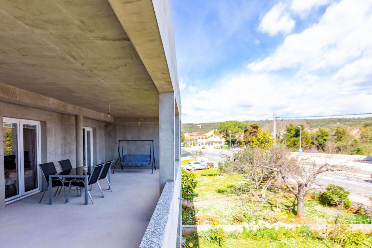 Rs Two Bedroom Apartment Sukošan المظهر الخارجي الصورة
