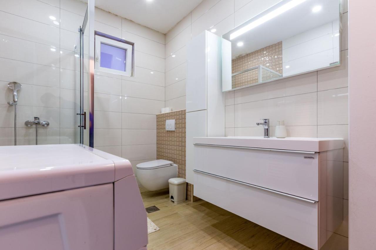 Rs Two Bedroom Apartment Sukošan المظهر الخارجي الصورة
